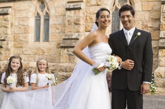 How to Entertain Kids at Wedding How to Entertain Kids at Wedding