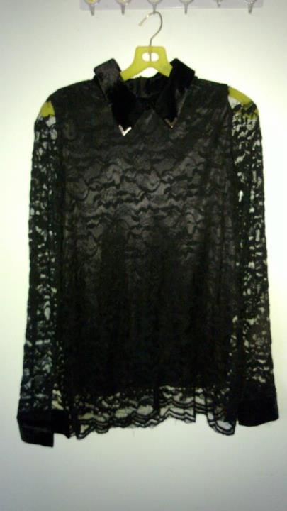 Wonderstellar Velvet Metal Tip Lace Tunic Black