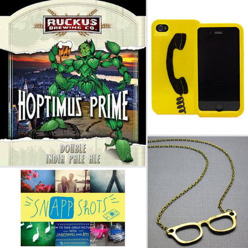Geek rounded up the 14 best geeky gifts to give your bridesmaids.
Geek rounded up the 14 best geeky gifts to give your bridesmaids.