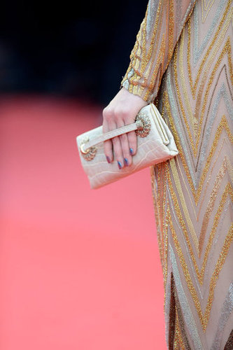 Barbara Palvin finished off her look with a matching metallic clutch.
Barbara Palvin finished off her look with a matching metallic clutch.