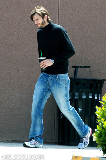 Ashton Kutcher on his way to the set of Jobs. Ashton Kutcher on his way to the set of Jobs.