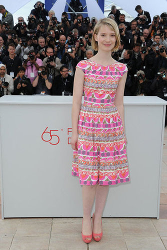 Mia Wasikowska chose a colorful pink-injected frock for the Lawless photocall.
Mia Wasikowska chose a colorful pink-injected frock for the Lawless photocall.