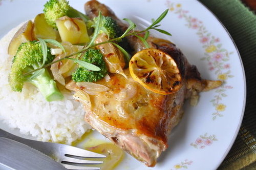 Baked Lemon-Tarragon Chicken with Steamed, Buttered Veggies