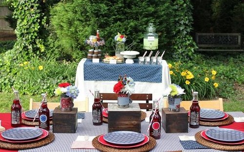 Party On! Table Settings Party On! Table Settings