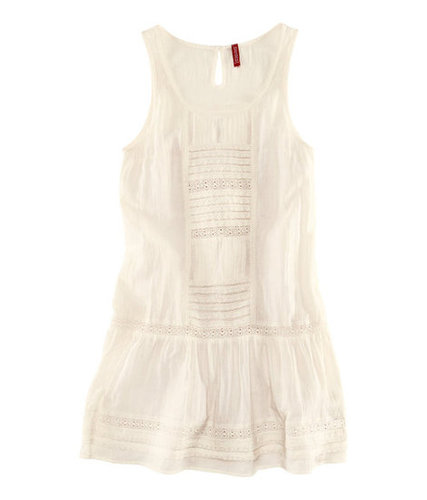 The perfect LWD to rely on from weekends at the beach to errands at home.
H&M Dress ($25, available in stores)
The perfect LWD to rely on from weekends at the beach to errands at home.
H&M Dress ($25, available in stores)