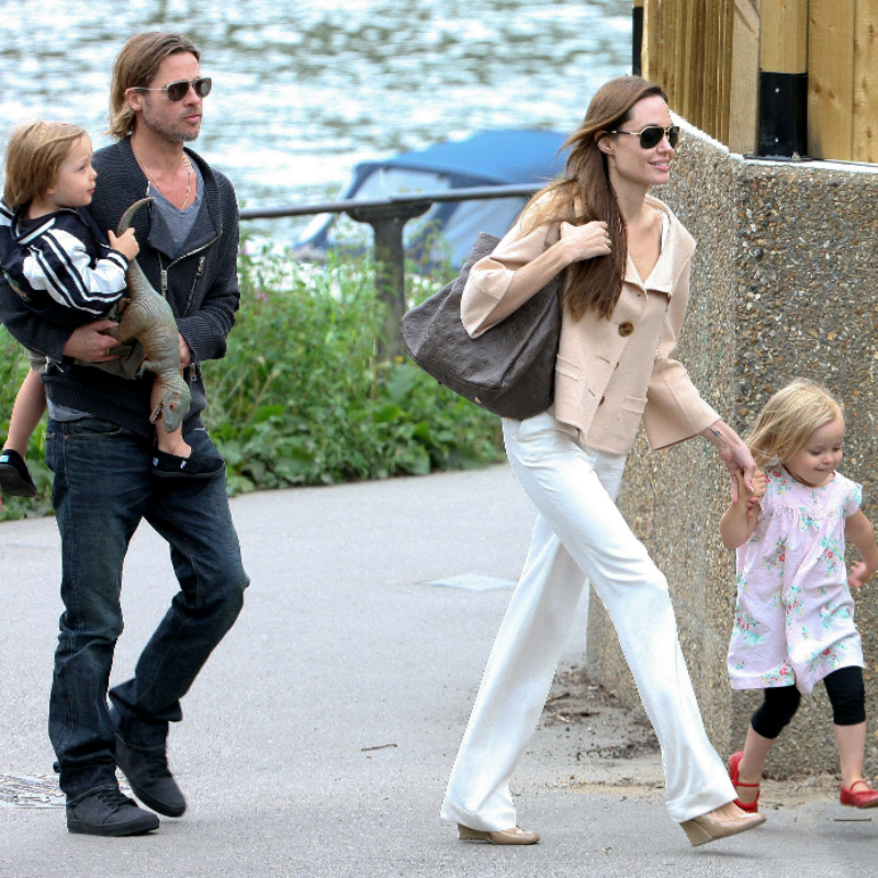 Jolie-Pitt Family Cutest Pictures