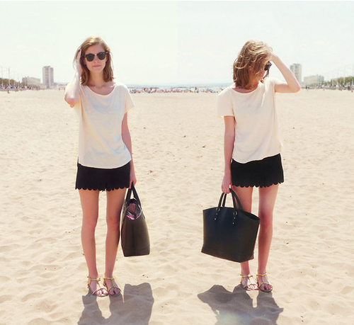 Scalloped shorts add a little seasonal polish to a plain white tee.
Photo courtesy of Lookbook.nu
Scalloped shorts add a little seasonal polish to a plain white tee.
Photo courtesy of Lookbook.nu