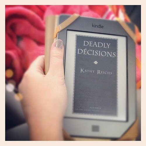 I got my murder mystery fix on vacation with Kathy Reichs's Deadly Décisions.
I got my murder mystery fix on vacation with Kathy Reichs's Deadly Décisions.
