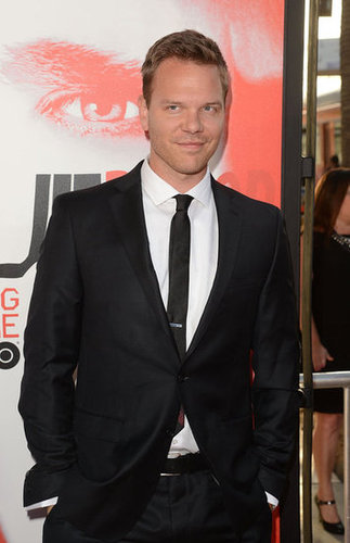Jim Parrack looked handsome in a suit at the True Blood season five premiere.
Jim Parrack looked handsome in a suit at the True Blood season five premiere.