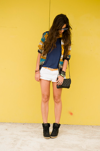 Balance a polished silk jacket with on-trend sneakers for an effortless everyday look you can throw on with your favorite shorts.
Photo courtesy of Lookbook.nu
Balance a polished silk jacket with on-trend sneakers for an effortless everyday look you can throw on with your favorite shorts.
Photo courtesy of Lookbook.nu