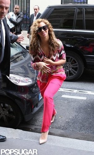 Jay-Z, Beyoncé, and Baby Blue Take Paris Together Jay-Z, Beyoncé, and Baby Blue Take Paris Together