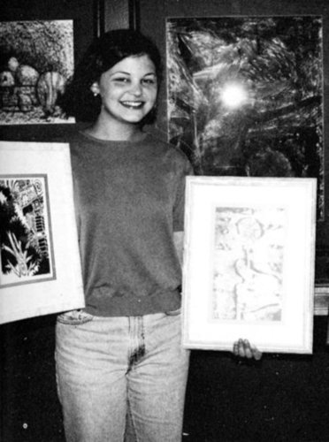 Ginnifer Goodwin showed off her artsy side in high school.
Ginnifer Goodwin showed off her artsy side in high school.
