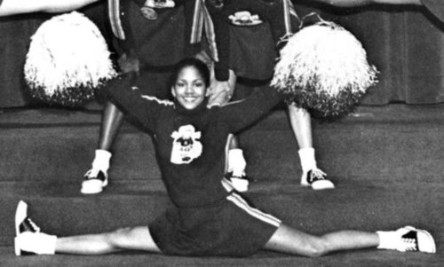 Halle Berry showed off some impressive moves as a cheerleader.
Halle Berry showed off some impressive moves as a cheerleader.