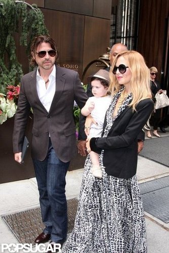 Rachel Zoe carried a fedora-clad Skyler in NYC.
Rachel Zoe carried a fedora-clad Skyler in NYC.