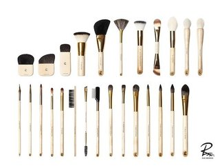 Rae Morris Makeup Brushes Will Soon be Available to Buy Seperately