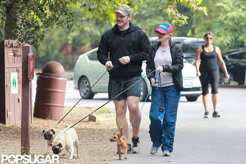 Chris Pratt and Anna Faris went for a walk together in LA.
Chris Pratt and Anna Faris went for a walk together in LA.