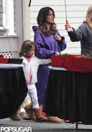 Salma Hayek and daughter Valentina Pinault hung out together on the Boston set of Grown Ups 2.
Salma Hayek and daughter Valentina Pinault hung out together on the Boston set of Grown Ups 2.