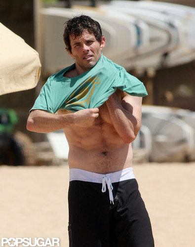 James Marsden put on a shirt on the beach in Hawaii.
James Marsden put on a shirt on the beach in Hawaii.