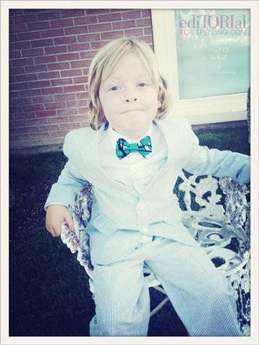 And, let's talk proud . . . Liam insisted he wear a suit and bow tie for Stella's party. He takes fashion and his role as big brother very seriously! Love him in this summer seersucker and silk bow tie made especially for him by my friend Chris of Boutaugh.
And, let's talk proud . . . Liam insisted he wear a suit and bow tie for Stella's party. He takes fashion and his role as big brother very seriously! Love him in this summer seersucker and silk bow tie made especially for him by my friend Chris of Boutaugh.