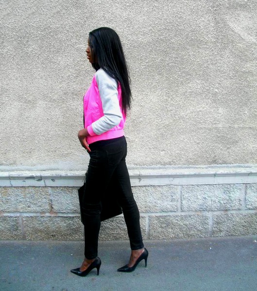 http://stylesbyassitan.blogspot.fr/2012/06/blouson-teddy-rose.html