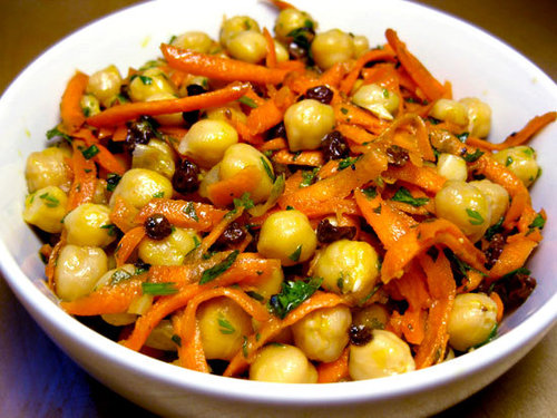 Recipe for Chickpea, Carrot, and Currant Salad