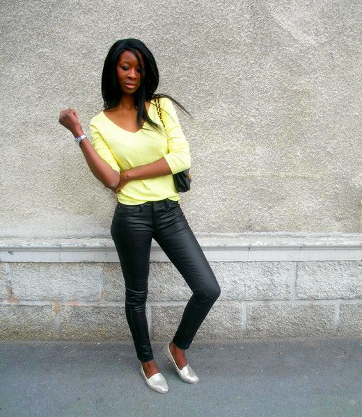 http://stylesbyassitan.blogspot.fr/2012/06/pull-jaune-neon.html
