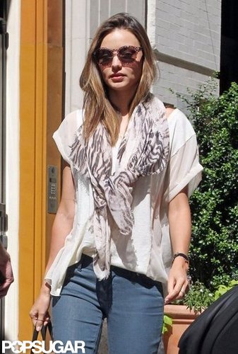 Miranda Kerr and Orlando Bloom Get Busy in NYC Miranda Kerr and Orlando Bloom Get Busy in NYC