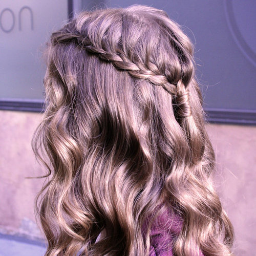 4 Easy Steps to This Gorgeous Cascading Plait
