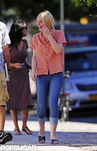 Elizabeth Olsen and Dakota Fanning Report For a Very Good Day at Work Elizabeth Olsen and Dakota Fanning Report For a Very Good Day at Work