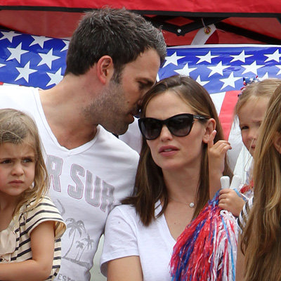 Ben Affleck and Jennifer Garner Pictures With Daughters at Fourth of July Parade in LA