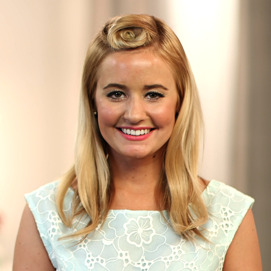 It's So Easy to Roll With This Pinup-Girl Hairstyle It's So Easy to Roll With This Pinup-Girl Hairstyle
