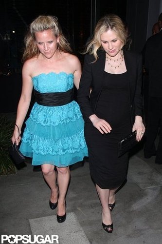 Anna Paquin wore a fitted black dress that showed off her baby bump.
Anna Paquin wore a fitted black dress that showed off her baby bump.