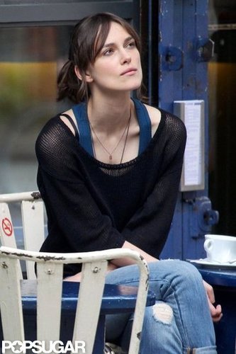 Keira Knightley Gets Down to Work With Mark Ruffalo and Hailee Steinfeld Keira Knightley Gets Down to Work With Mark Ruffalo and Hailee Steinfeld
