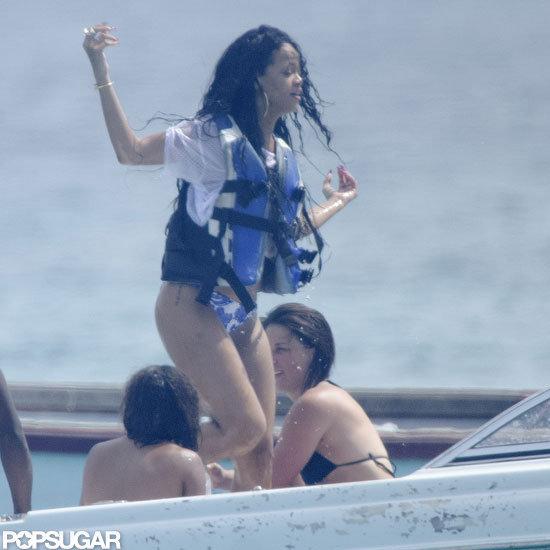 Rihanna wore a bikini and a life vest. Rihanna wore a bikini and a life vest.