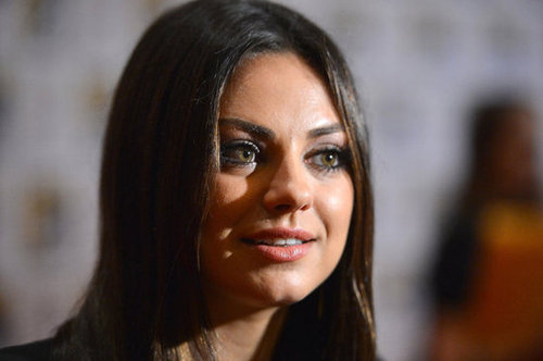 Michelle Williams and Mila Kunis Team Up to Talk Oz at Comic-Con Michelle Williams and Mila Kunis Team Up to Talk Oz at Comic-Con
