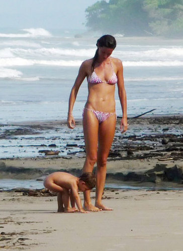Gisele Bündchen and her son Ben spent a day on the beach during a trip to Costa Rica in August 2011.
Gisele Bündchen and her son Ben spent a day on the beach during a trip to Costa Rica in August 2011.