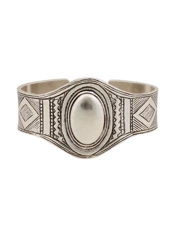 Channel the Southwest-cool vibe, even if it's just to add dimension to your favorite tank top.
Low Luv by Erin Wasson Afghani Engraved Cuff ($95)
Channel the Southwest-cool vibe, even if it's just to add dimension to your favorite tank top.
Low Luv by Erin Wasson Afghani Engraved Cuff ($95)