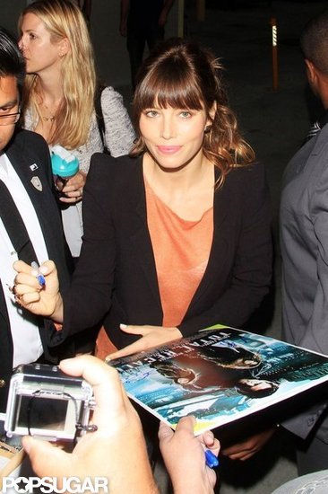 Jessica Biel signed autographs outside of The Tonight Snow With Jay Leno in LA. Jessica Biel signed autographs outside of The Tonight Snow With Jay Leno in LA.