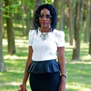 Elegant Street Style