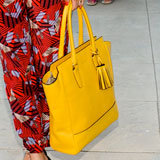 10 Bold Yellow Celebrity Bags to Carry All Summer! 10 Bold Yellow Celebrity Bags to Carry All Summer!