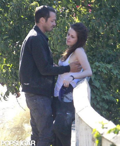 Rupert Sanders grabbed Kristen Stewart.
Rupert Sanders grabbed Kristen Stewart.