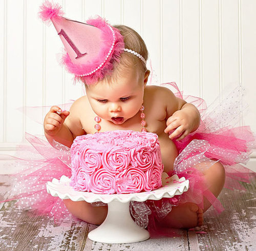 A Rose-Swirled Smash Cake A Rose-Swirled Smash Cake