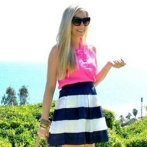 Miniskirt Street Style