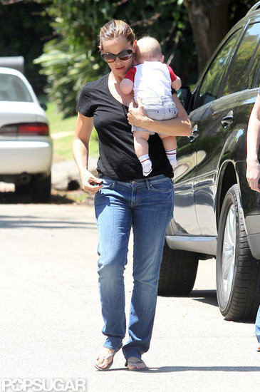 Jennifer Garner brought son Samuel to a friend's house.
Jennifer Garner brought son Samuel to a friend's house.