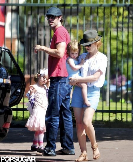 Sacha Baron Cohen and Isla Fisher spent Sunday with Olive Cohen and Elula Cohen.
Sacha Baron Cohen and Isla Fisher spent Sunday with Olive Cohen and Elula Cohen.