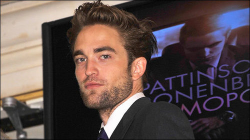 Robert Pattinson to play Lawrence of Arabia Opposite Naomi Watts!