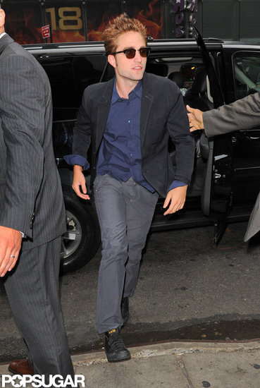 Robert Pattinson Keeps His Cool and Takes the High Road on GMA Robert Pattinson Keeps His Cool and Takes the High Road on GMA