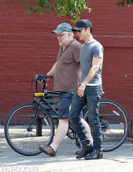 Justin Theroux and Philip Seymour Hoffman Toast Castings & Weddings Justin Theroux and Philip Seymour Hoffman Toast Castings & Weddings