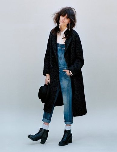 Overalls remain a flashback staple via Topshop Fall 2012.
Overalls remain a flashback staple via Topshop Fall 2012.