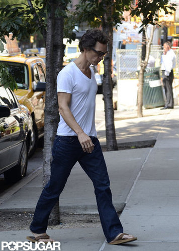 Matthew McConaughey walked into his NYC hotel in a white t-shirt.
Matthew McConaughey walked into his NYC hotel in a white t-shirt.